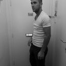 leonee